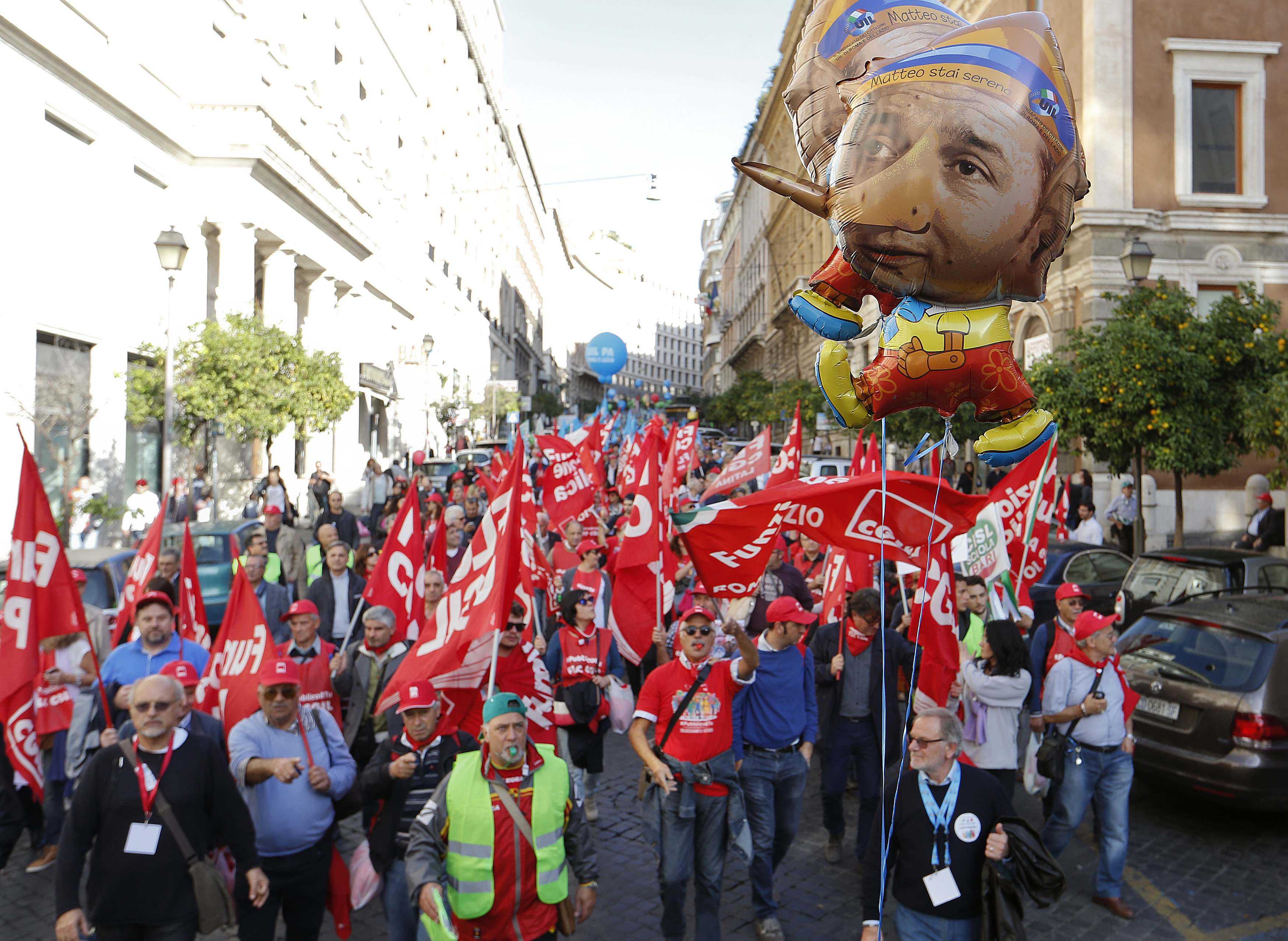 Ιταλία: Πανεθνική απεργία κατά της οικονομικής πολιτικής