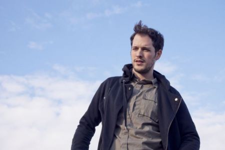 Leon of Athens: Αγγλόφωνη indie rock και pop μουσική στον Νέο Κόσμο