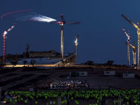 Το Ιδρυμα Νιάρχου καρέ- καρέ