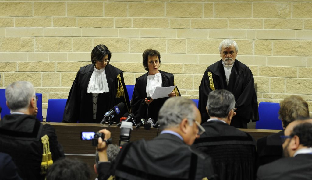 Λ’Άκουιλα: Ελεύθεροι οι σεισμολόγοι που δεν «προειδοποίησαν» για σεισμό
