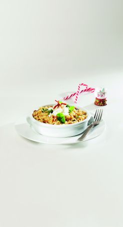 Κριθαράκι με σπανάκι και λιαστές ντομάτες