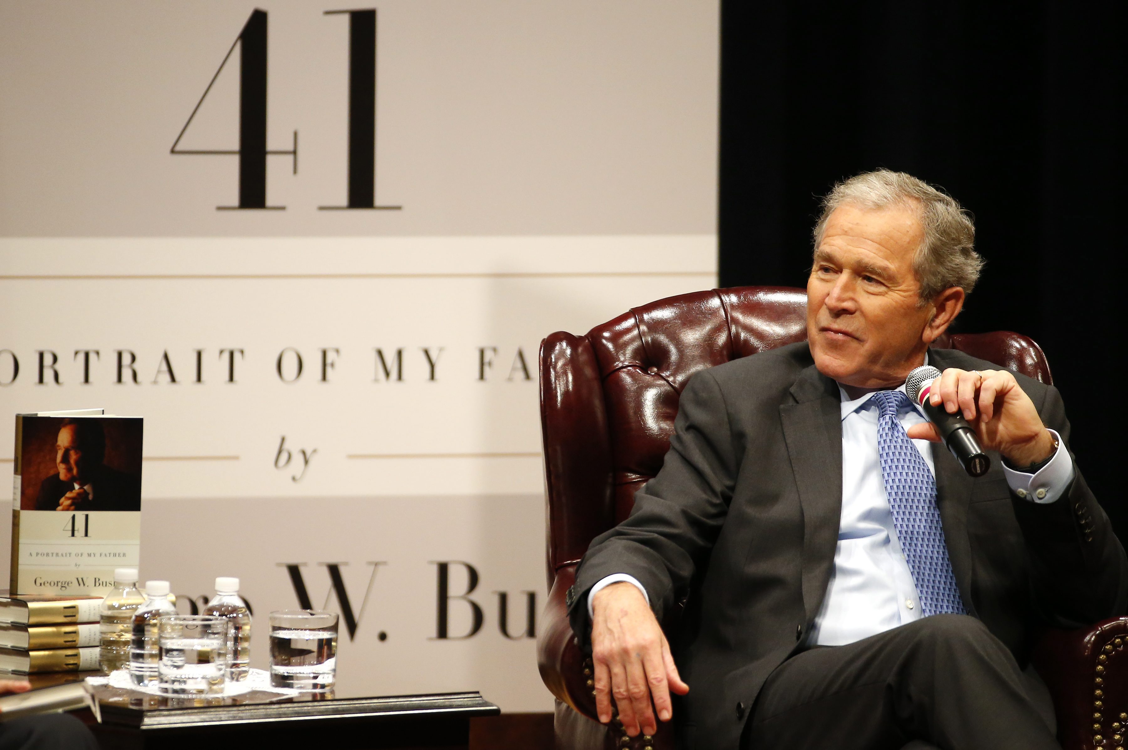 Τσένι:Πλήρως ενημερωμένος ο Τζ.Μπους για τις ανακρίσεις της CIA
