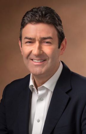 Bloomberg: Ο μάνατζερ της McDonald’s έλαβε 3.101 φορές το μέσο μισθό εργαζομένων