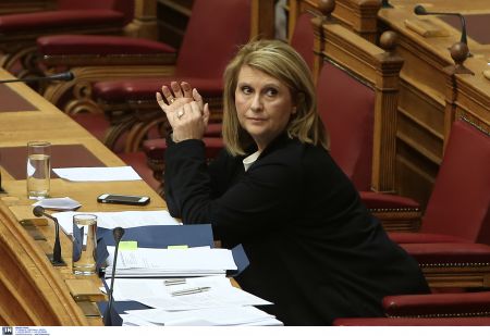 Βούλτεψη: Τι με ενόχλησε στα θεωρεία και δεν ψήφισα  το σύμφωνο