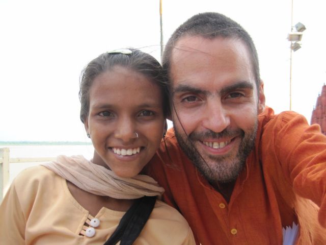 Χρήστος Χρυσόπουλος: Στην Ινδία η ζωή σε αγνοεί