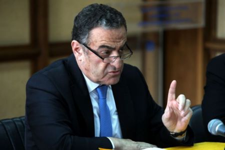 Αθανασίου: Η φιλοσοφία μου είναι ενάντια στο γάμο των ομοφυλόφιλων