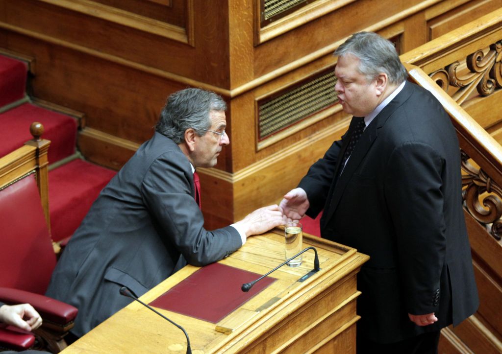 Κυβέρνηση: «Δεν θα κλείσει “άρον – άρον” η συμφωνία με την τρόικα»