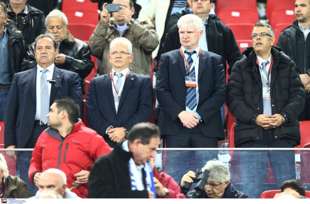 Ο Ρανιέρι δήλωσε ότι… μένει και η ΕΠΟ «μετράει» την αποζημίωση