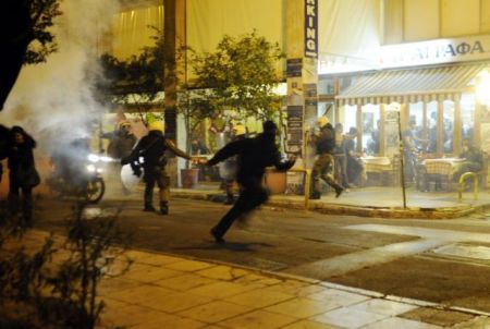 Στον Εισαγγελέα επτά συλληφθέντες μετά την πορεία για το Πολυτεχνείο