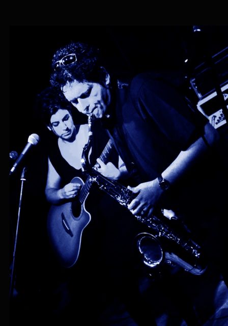 Dilemma: Το ελληνικό ντουέτο εμφανίζεται στις 22 και 29 Νοεμβρίου στις Πόρτες