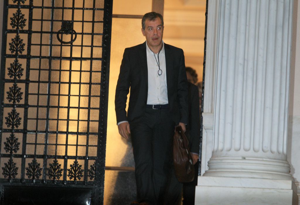 Θεοδωράκης:«Ο Τσίπρας να ψηφίσει Δήμα και εκλογές τον Φεβρουάριο»