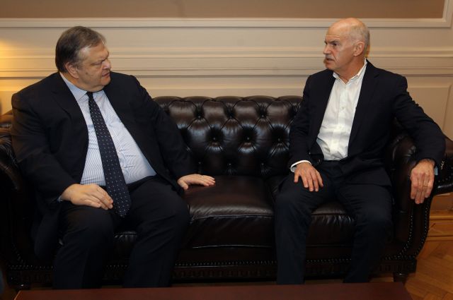Schism between Venizelos and Papandreou grows