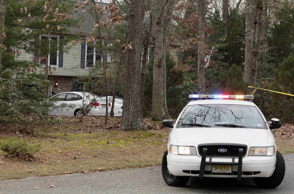 Εκατοντάχρονος σκότωσε τη γυναίκα του με τσεκούρι και αυτοκτόνησε