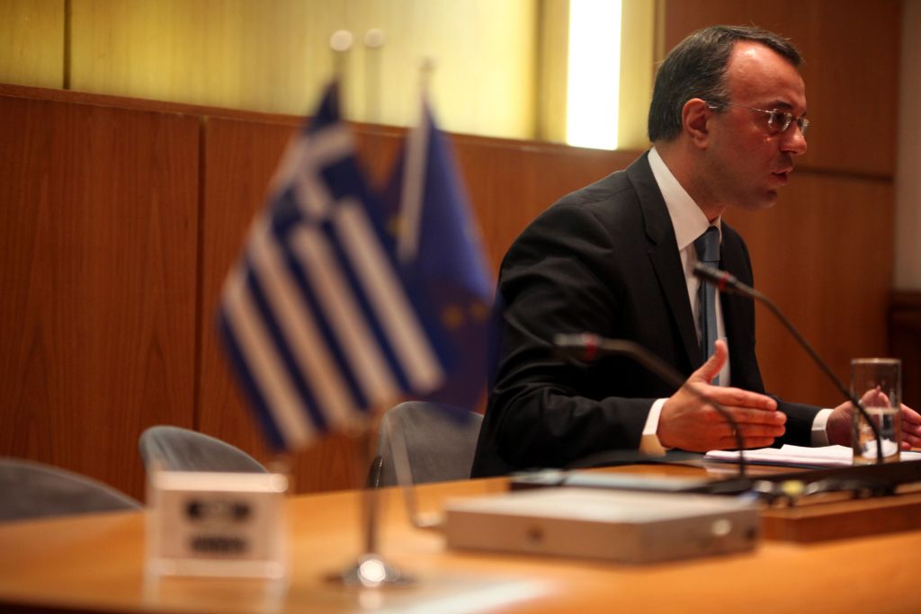 Στηρίγματα και κριτική από Σταικούρα σε Βαρουφάκη