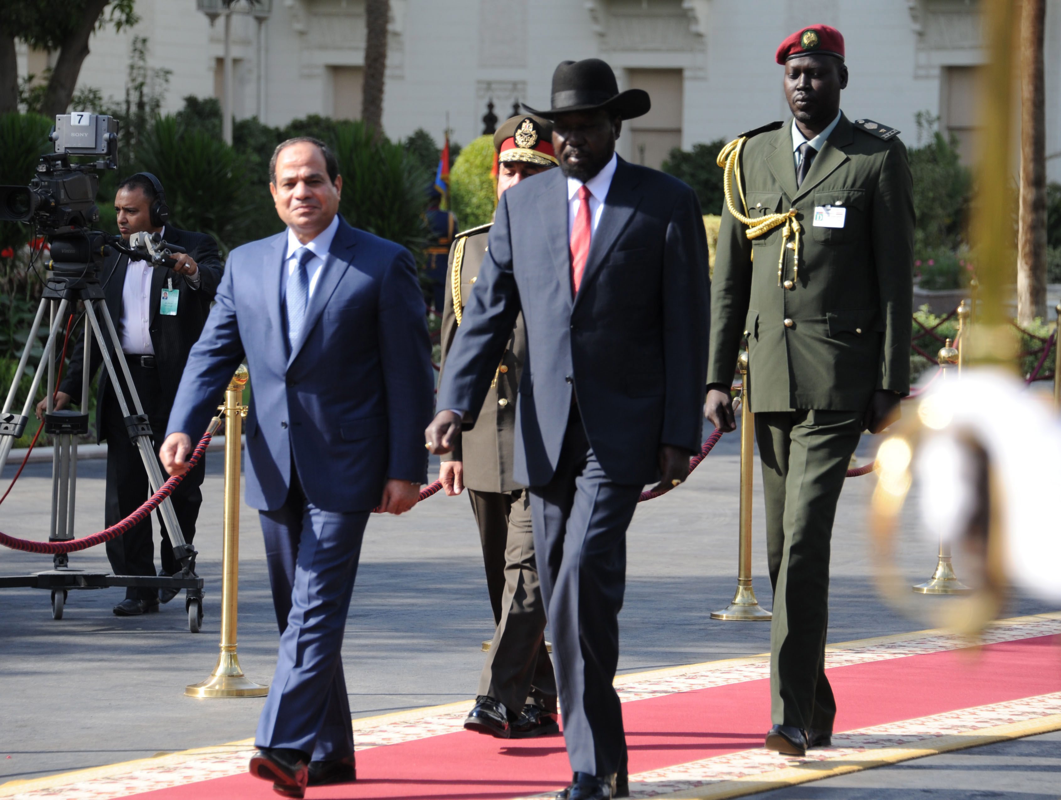 Πρόεδρος Αιγύπτου: Περιοδεία στην ΕΕ προς αναζήτηση επενδυτών
