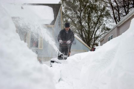 Μπάφαλο: Μετά την χιονόπτωση προετοιμάζεται για πλημμύρες