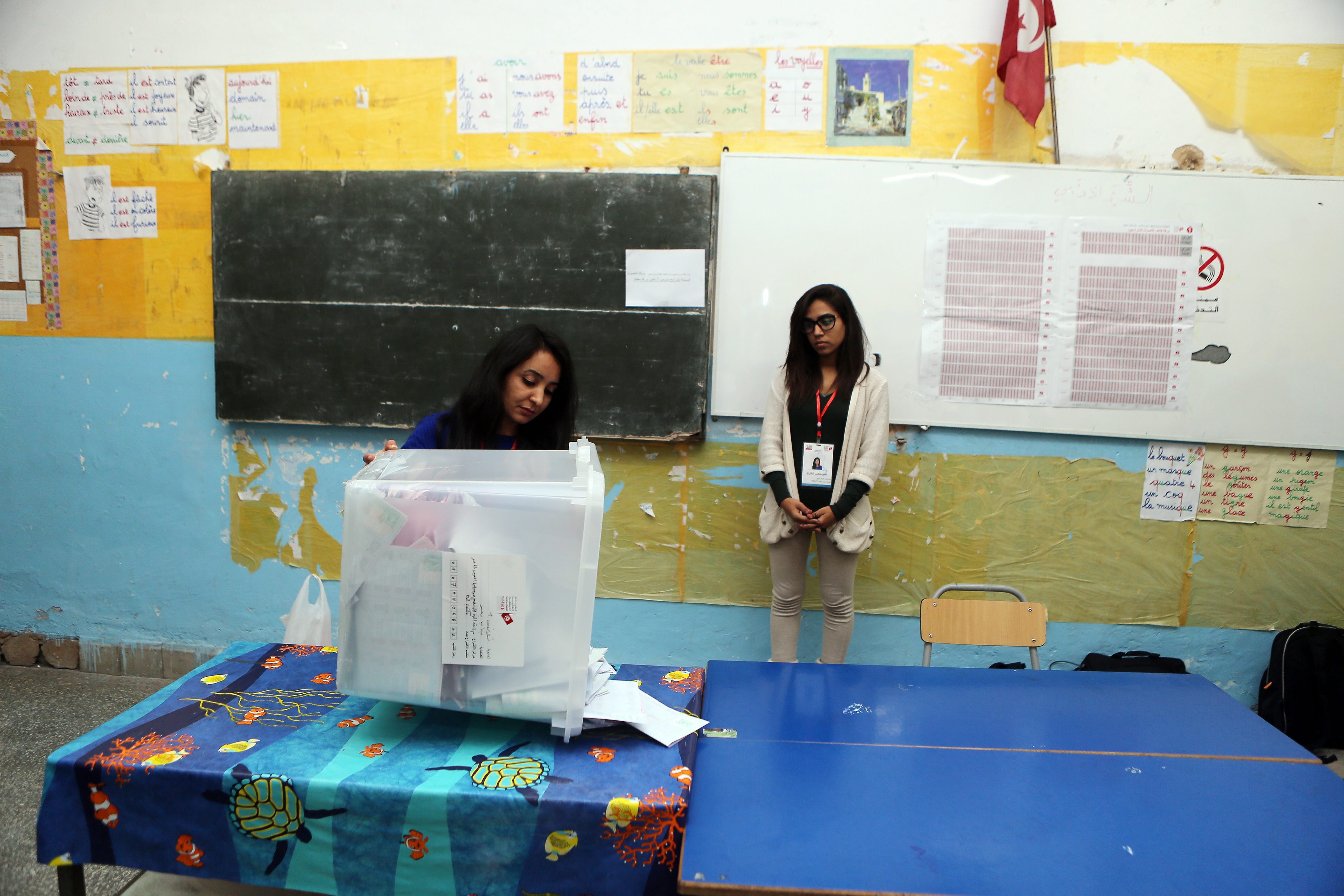 Τυνησία: Σε δεύτερο γύρο φαίνεται να οδηγούνται οι προεδρικές εκλογές