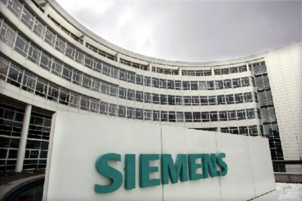 Prosecutor summons 64 in relation to the Siemens scandal