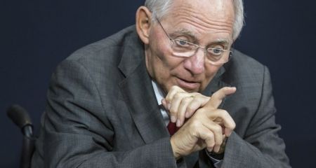 Σόιμπλε: «Δύσκολη η κατάσταση» αν η Ελλάδα αλλάξει κατεύθυνση