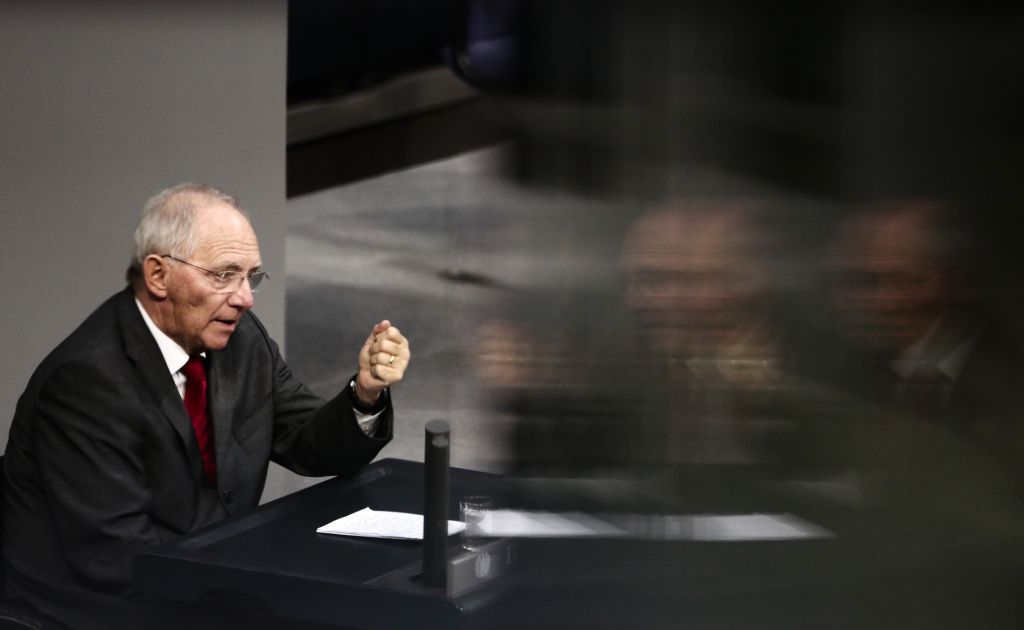 Σόιμπλε: Απορρίπτει το ενδεχόμενο νέου κουρέματος του ελληνικού χρέους