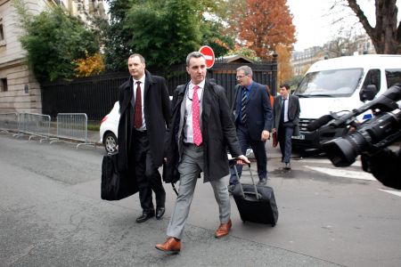 Reuters: Η άκαμπτη στάση της τρόικας ευθύνεται για τις εκλογές