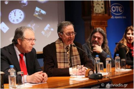 Ο Ευγένιος Τριβιζάς προσωποποιεί τον χρόνο