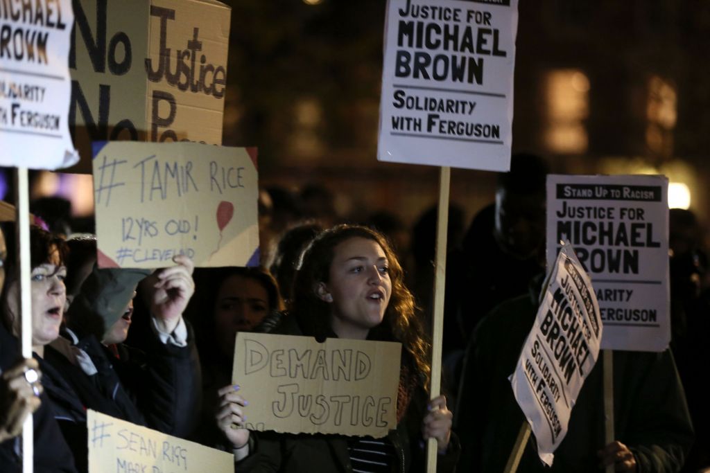 Λονδίνο: Διαδήλωση αλληλεγγύης για τα γεγονότα του Φέργκιουσον