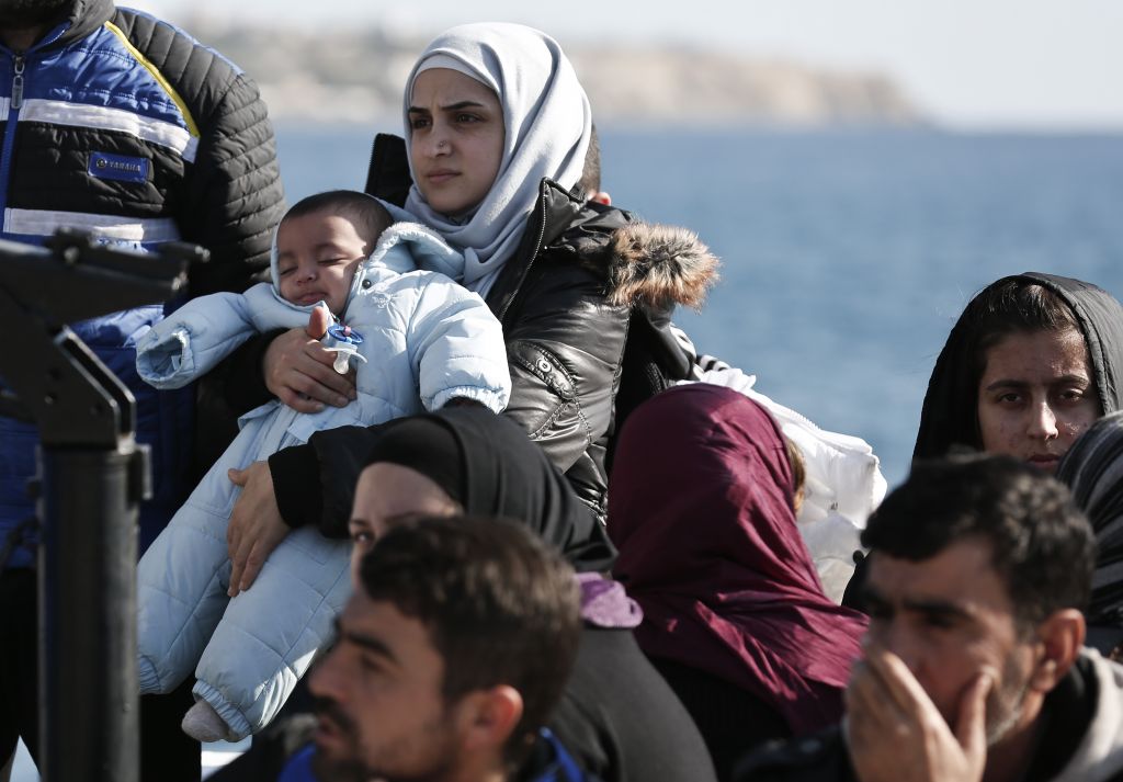 Τουρκία: Εντόπισε στα Δαρδανέλια πλοίο με πάνω από 300 μετανάστες