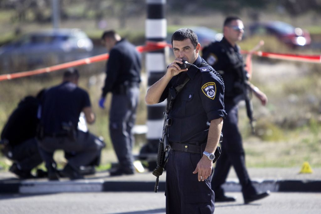 Παλαιστίνια επιτέθηκε με μαχαίρι σε Ισραηλινό στη Δυτική Όχθη