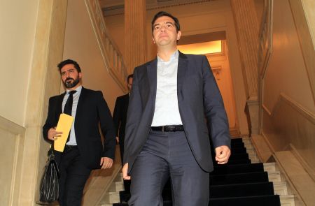 Τσίπρας: Απίθανο να εκλεγεί Πρόεδρος από την παρούσα Βουλή