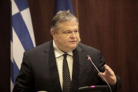 Venizelos to meet with top German officers in Berlin