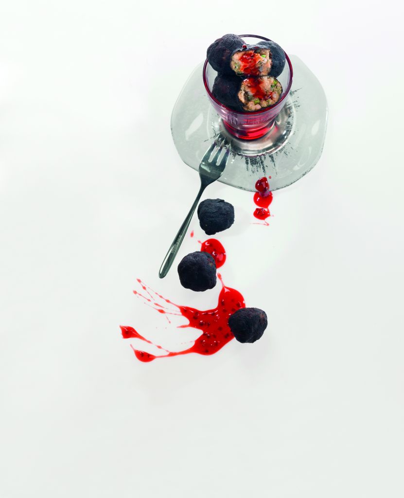 Κεφτεδάκια σολομού με μαρμελάδα παντζαριού