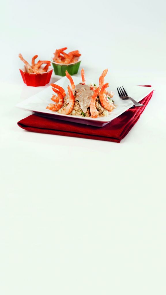 Σαλάτα με κινόα και σάλτσα από ταχίνι