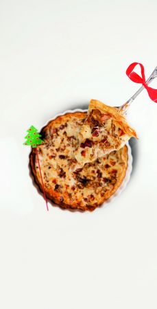 Τάρτα με κρεμμύδια, σύγκλινο και γραβιέρα Κρήτης