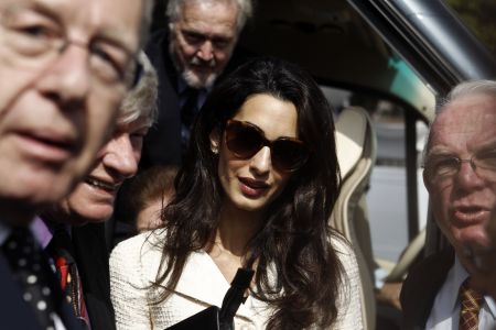 Αίγυπτος: Διαψεύδει τα περί απειλών σύλληψης της Αμάλ Κλούνεϊ