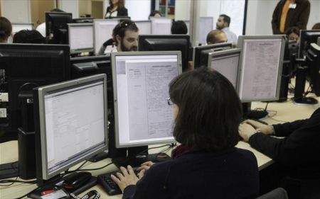 Προσλήψεις 74 υπαλλήλων σε 55 μικρούς δήμους της χώρας