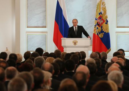 Πούτιν: Σεβόμαστε την Ουκρανία, αλλά η Κριμαία έχει «ιερή σημασία»