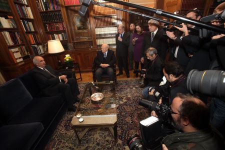 Επίθεση στην τρόικα από τον Μεϊμαράκη στον Παπούλια