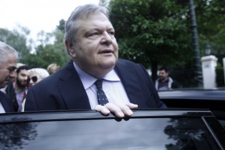 Βενιζέλος: Οχι νέα μέτρα για τους πολίτες