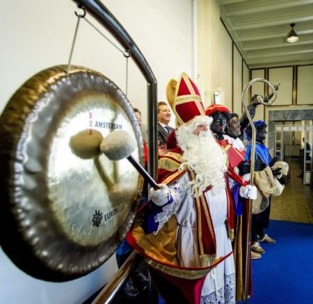 Οι Ολλανδοί υιοθετούν τον «όρκο του Τραπεζίτη»