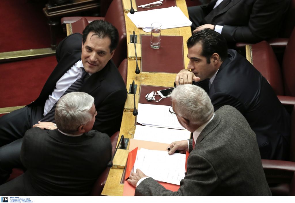 Σημάδια βελτίωσης παρουσιάζει η υγεία του Θάνου Πλεύρη