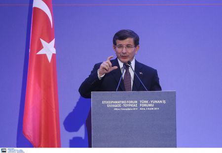 Νταβούτογλου: «Δεν πρέπει να κατηγορείται η Τουρκία για τη φυγή της Χαγιάτ Μπουμεντιέν»