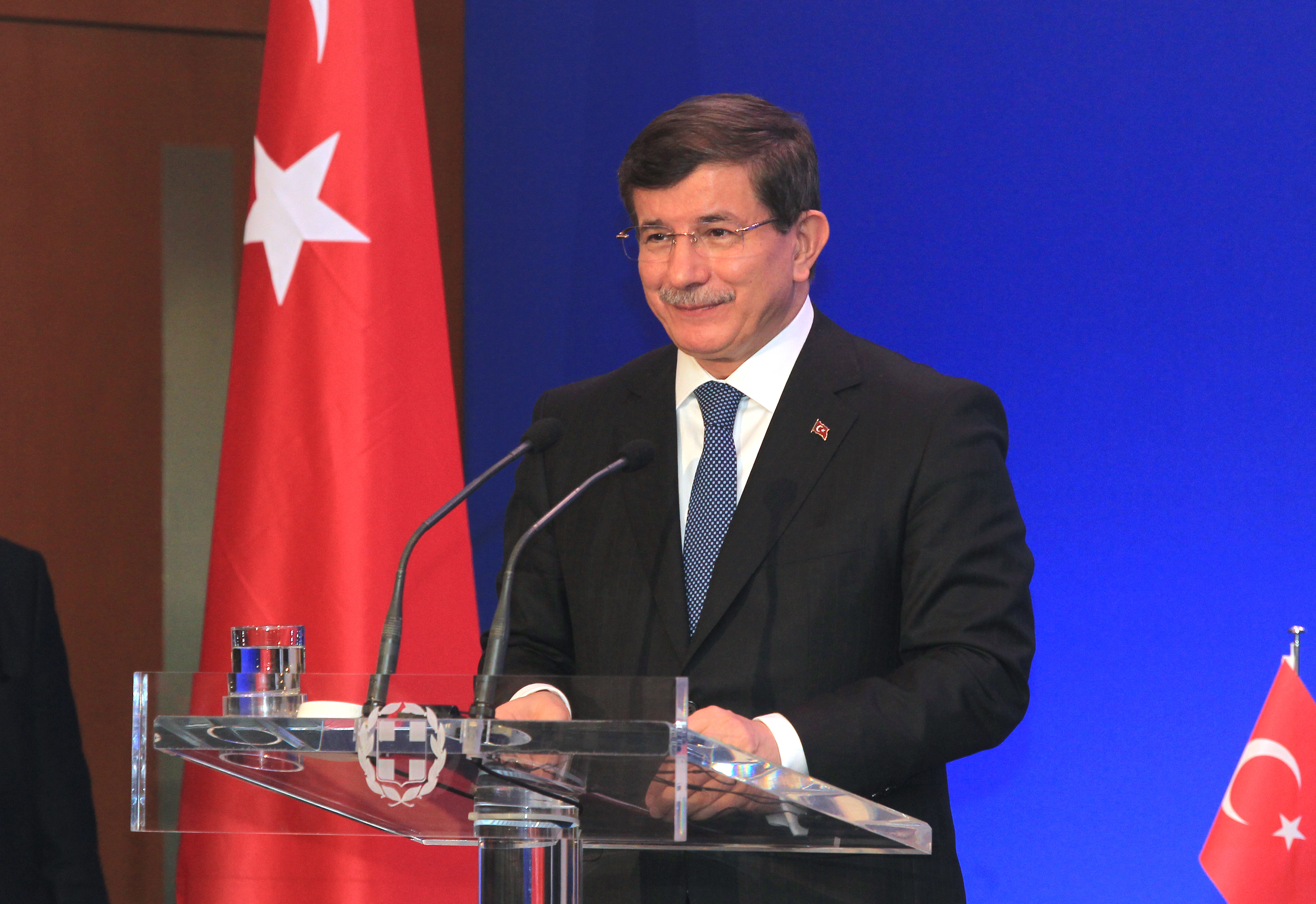 Νταβούτογλου: Η Τουρκία δε θα δεχθεί συμφωνία Ελλάδας-Αιγύπτου για ΑΟΖ