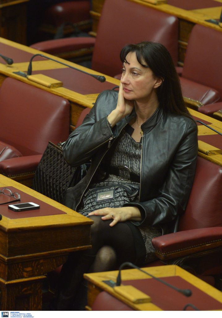 Ελενα Κουντουρά: Αν και είμαι θεσμική δεν θα ψηφίσω Πρόεδρο