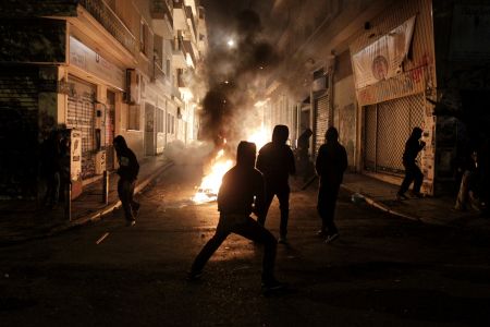 Πεδίο μάχης τα Εξάρχεια μετά τις συγκεντρώσεις στη μνήμη του Αλέξη Γρηγορόπουλου