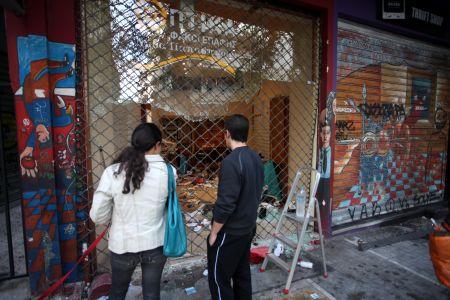 Εξάμηνη απαλλαγή από τα δημοτικά τέλη σε κατεστραμμένα καταστήματα