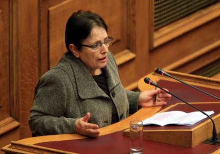 Παπαρήγα: Δεν θα ψηφίσουμε Πρόεδρο της Δημοκρατίας για τους δικούς μας λόγους