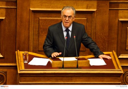 Σύνθεση-έκπληξη στο υπουργείο Οικονομικών