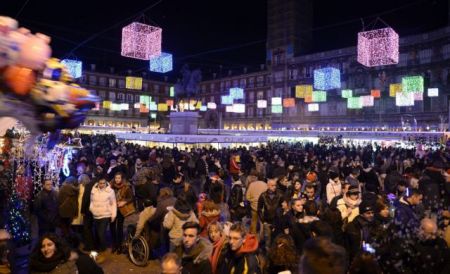 Η κρίση επηρεάζει και τις χριστουγεννιάτικες αγορές