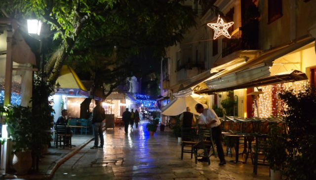 Αρνητικοί οι κάτοικοι στη μεταβίβαση χρήσεων γης στην Πλάκα